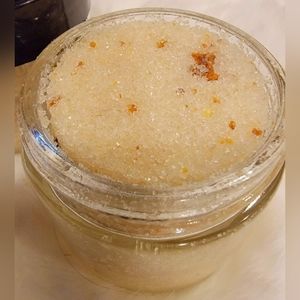 Lulu's Orange 🍊 Lip 💋 Scrub